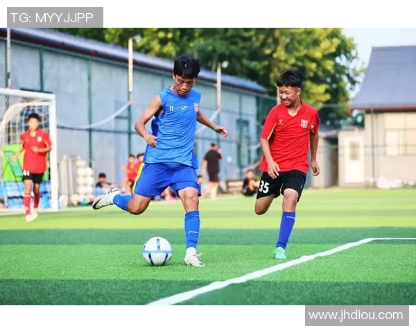 足球巨星合体共演梦想阵容 强强联手打造最强攻防组合